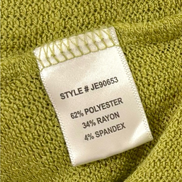 Tie Front Top - Picture 3 of 3